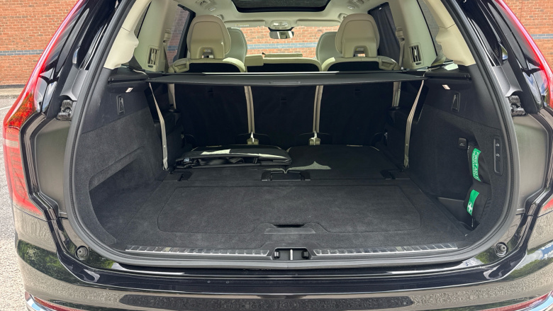 Volvo XC90 2.0 B5P Ultra Dark 5dr AWD Geartronic Petrol Estate